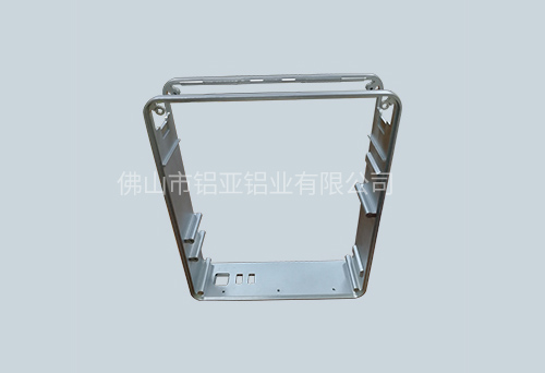 鋁型材（cái）加工（gōng）廠